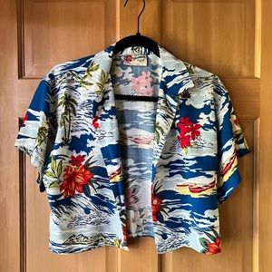 Hilo Hattie hawaiian crop top - M